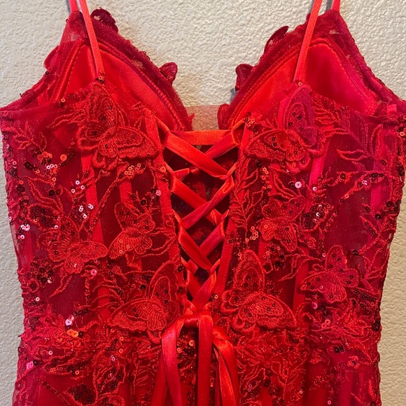 Red V Neck Sleeveless Glitter Corset Laced Back Slit Prom Dress Sequins- XSmall - Picture 5 of 7